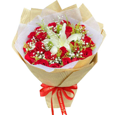 南昌19朵红玫瑰1支百合，永恒之美